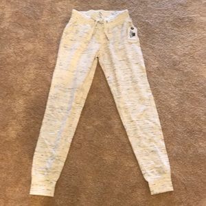 Women’s joggers